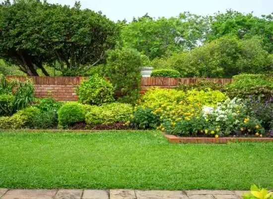 landscaping services Ballwin